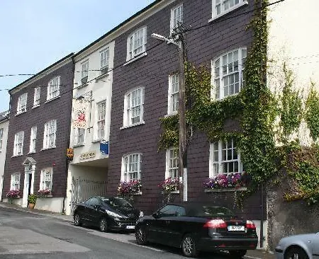 Guest house Friar's *